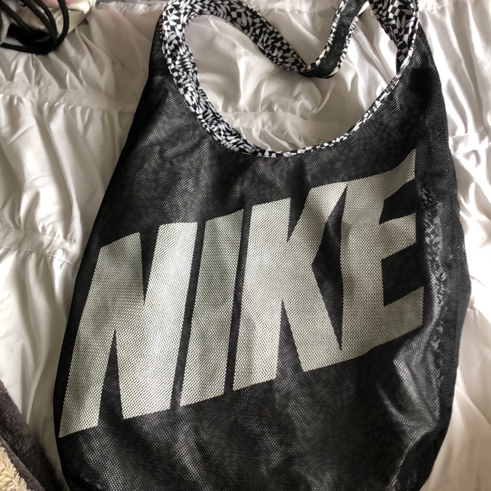 Nike reversible bag
